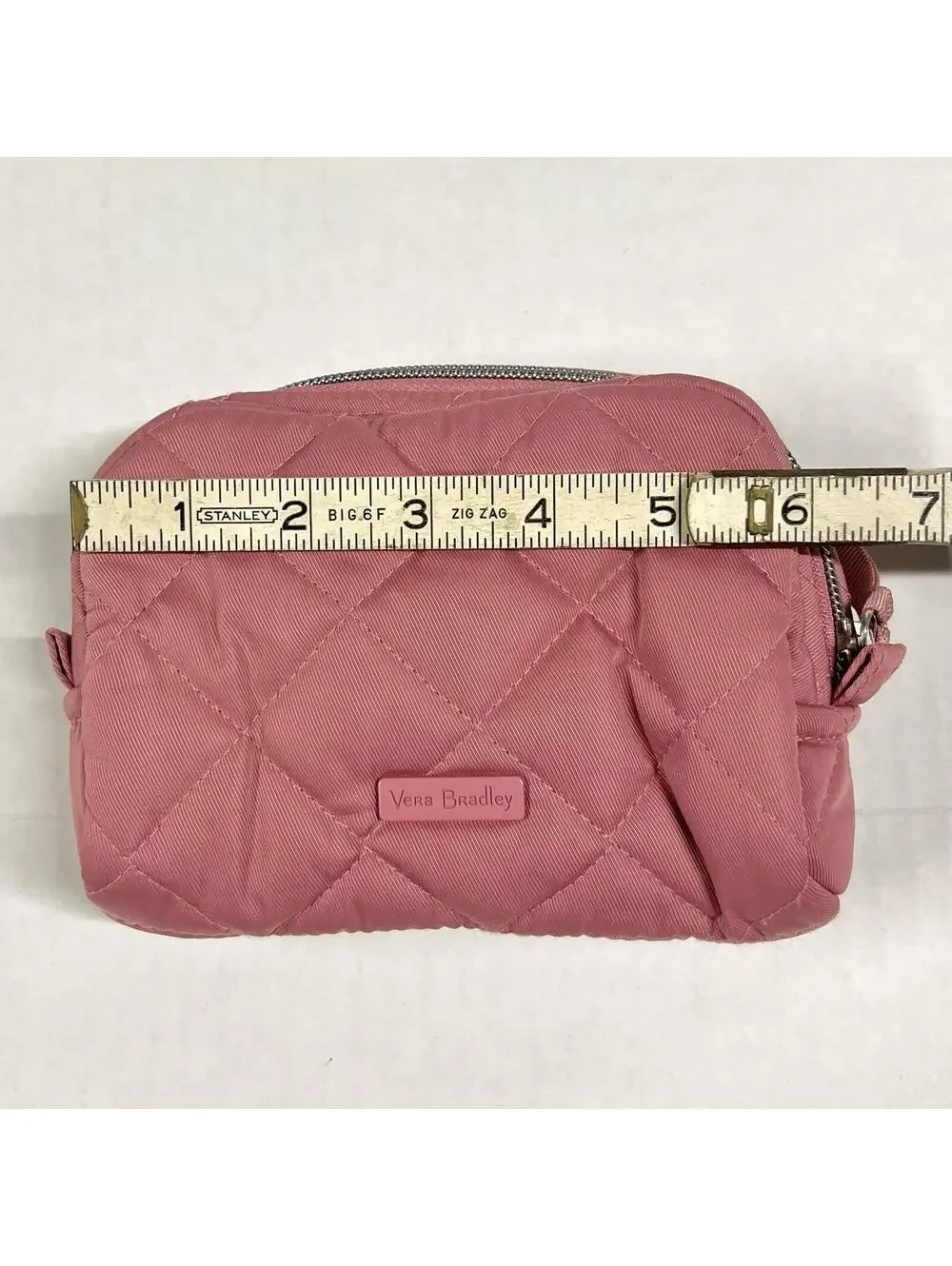 Vera Bradley Cosmetic Bag Quilted Lined Interior Pink Iconic Strawberry Ice
